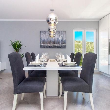 Silver Lux Suite - New Zaboric Luaran gambar