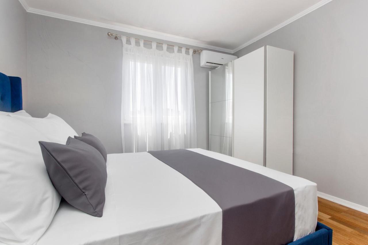 Silver Lux Suite - New Zaboric Luaran gambar