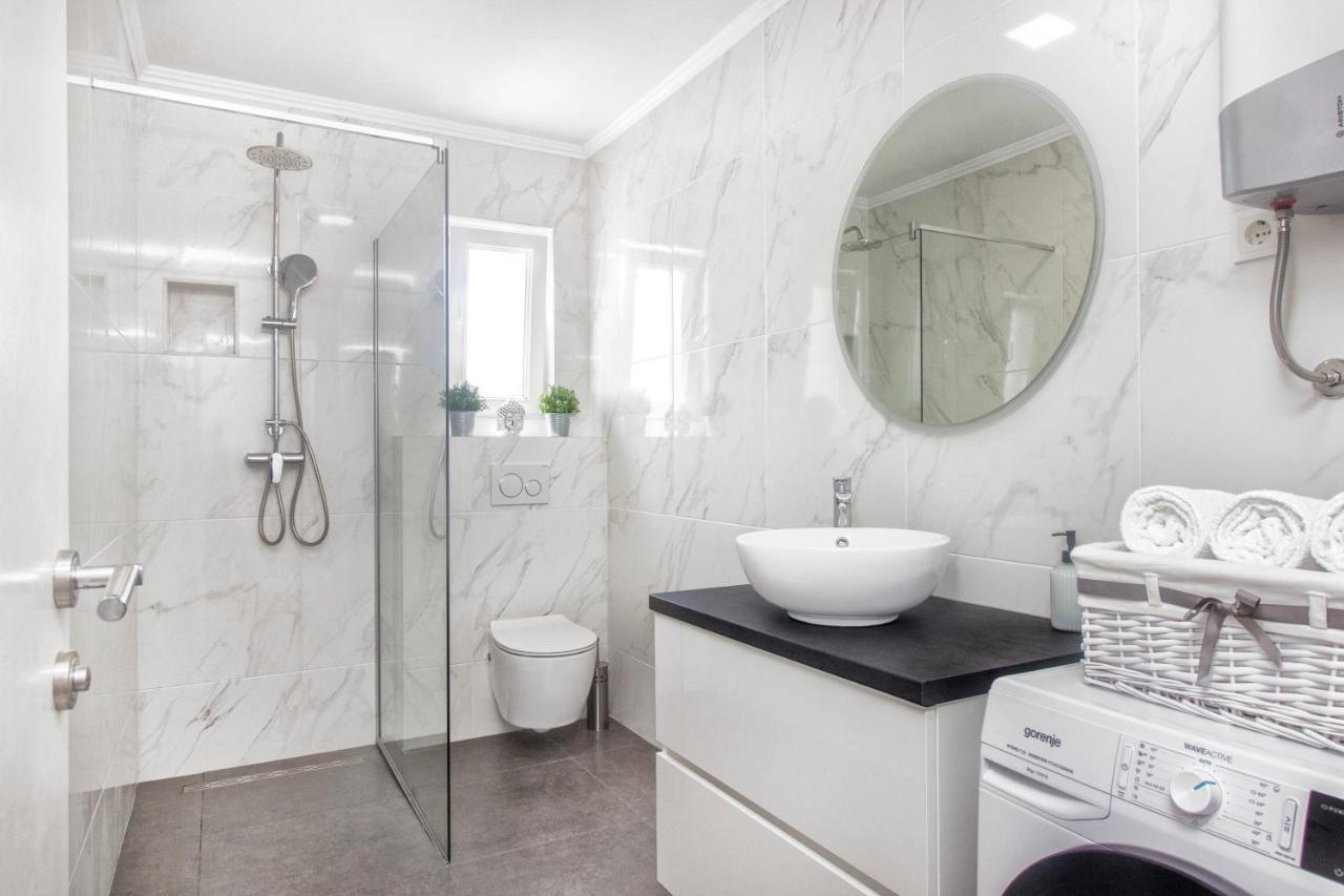 Silver Lux Suite - New Zaboric Luaran gambar